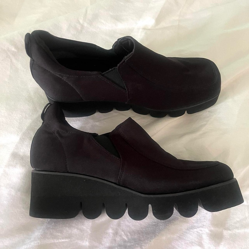 Cool and weird futuristic chunky slip on black wedge platform heels - Picture 4 of 11